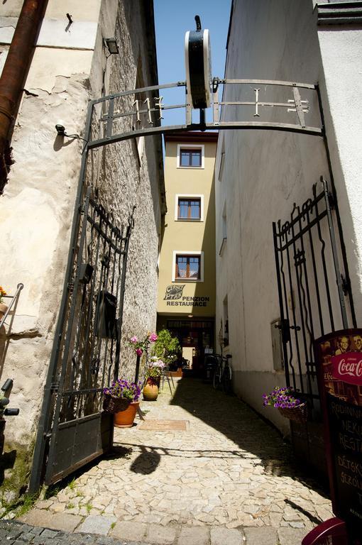 Penzion Cernej Ptak Jindřichův Hradec Exterior foto