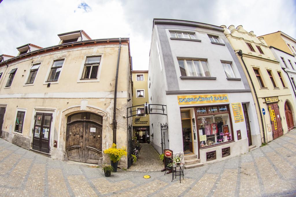 Penzion Cernej Ptak Jindřichův Hradec Exterior foto