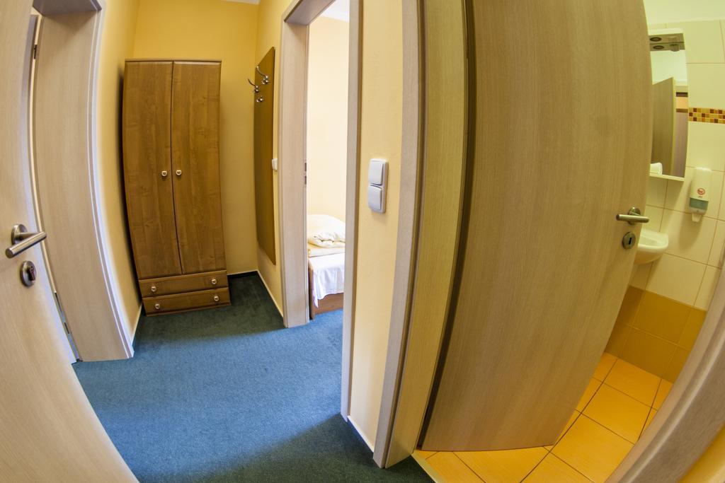 Penzion Cernej Ptak Jindřichův Hradec Exterior foto